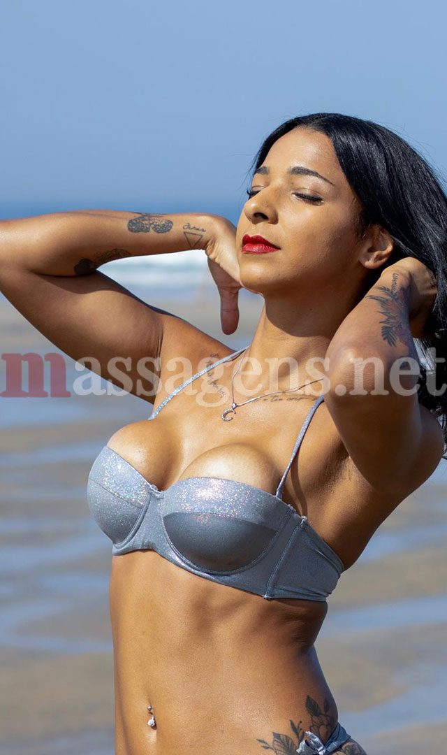 Foto vertical Massagista Diamond Om