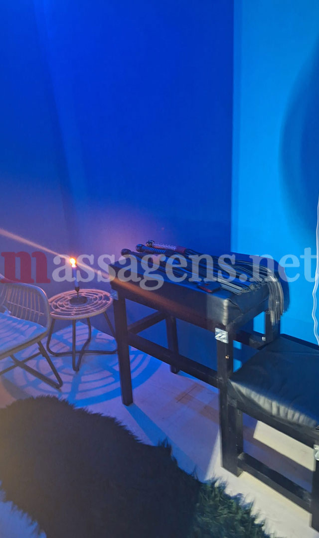 Foto vertical Massagista Fetish & BDSM