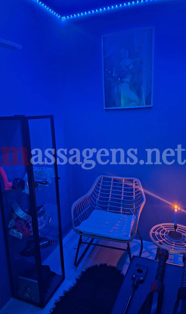 Foto vertical Massagista Fetish & BDSM