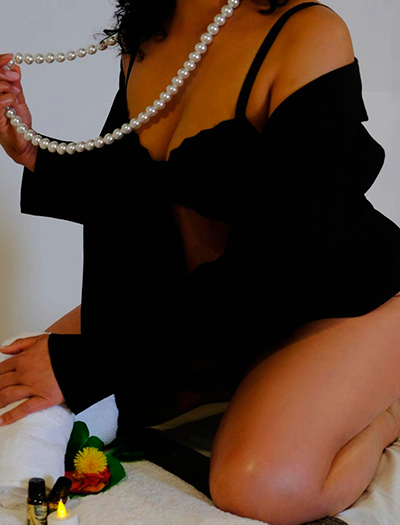 Anúncio {"id":2,"nome":"Massagista","slug":"massagista","created_at":"2022-10-17T08:24:27.000000Z","updated_at":"2022-10-17T08:24:27.000000Z"} Leda Castro