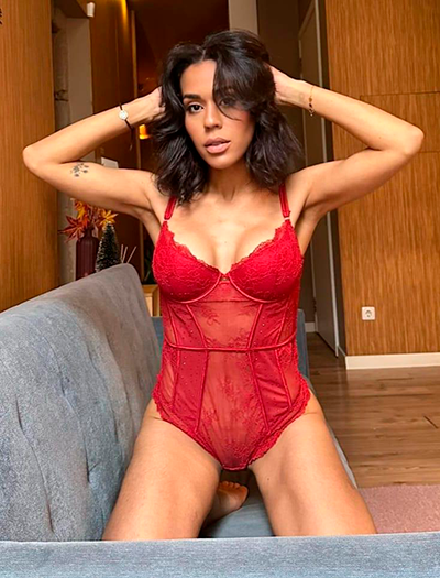 Anúncio {"id":2,"nome":"Massagista","slug":"massagista","created_at":"2022-10-17T08:24:27.000000Z","updated_at":"2022-10-17T08:24:27.000000Z"} Rebeca Tantric