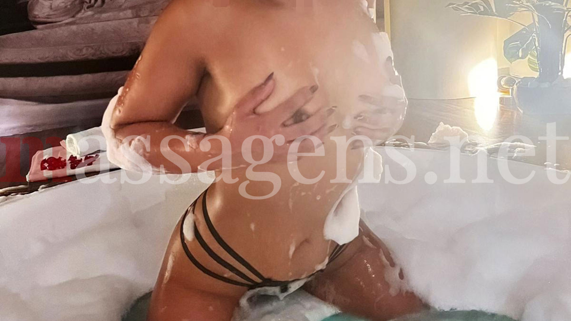 Poster Massagista Luana Olympio